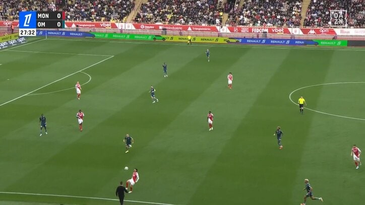 【映像】南野拓実、背後からのボールを完璧にビタ止めした瞬間