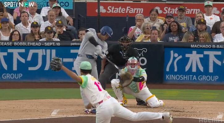 【写真・画像】大谷翔平vsダルビッシュの“胸アツ光景”に「最高すぎる」「意地のぶつかり合い」目が離せない日本人対決の一部始終　1枚目