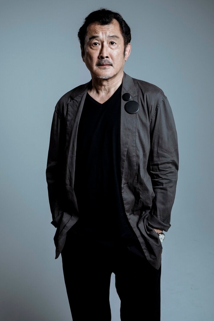 吉田鋼太郎、若手俳優から刺激を受ける日々「あいつらに抜かれたくない!」