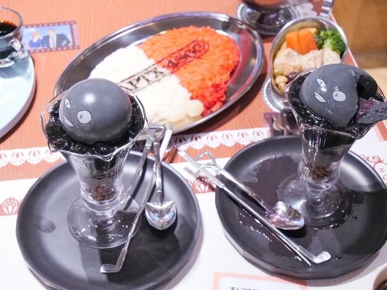 ¡¿Se puede comer esa medicina o al culpable?! Reporte del "Detective Conan Cafe", un lugar con un menú muy original