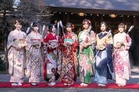 乃木坂46成人式に1～4期生が揃い踏み　齋藤飛鳥は絵馬...