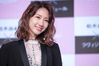 柏木由紀、カラコン着用姿公開にファン歓喜「青なのに自然...透明感...」