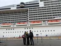 ハイヒールモモコ『お正月家族旅行』