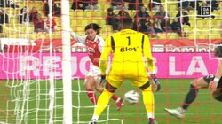 「ダバディも絶叫」南野拓実、圧巻ラインブレイクからの“アシスト未遂”にファン沸騰「抜け出しが流石なんよな」「本当に上手」