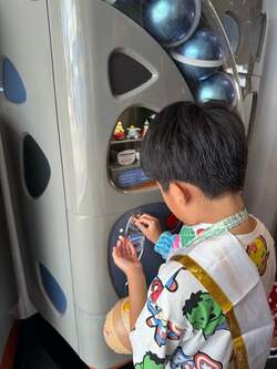 料理研究家、TDLで初挑戦したカプセルトイに驚き「1個1000円みたいなクオリティー」 