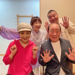 市川由紀乃、卵巣がん治療中に“支えてくれた人たち”と集合ショット公開「笑えることってとっても幸せ」