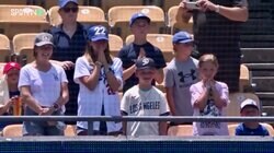 カーショー、299日ぶり復帰登板で妻も“涙” 試合直前に捉えた胸を打つ光景 「家族だからこそ溢れるものがあるよね」SNS感涙の瞬間