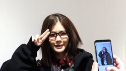 グラドル雀士の圧倒的画力 高宮まりのメガネ＆決めポーズにファン「大好き」「きゃわ」と興奮連発／麻雀・Mリーグ