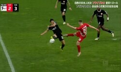 「落下地点を読んだ」フランクフルト長谷部誠の“皇帝ブロック”が炸裂！絶体絶命のピンチを救って、40歳ながら「日本代表に呼ぼう」の声も