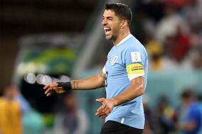 【W杯】決勝進出のメッシを盟友スアレスも称賛　「自分が世界一であることを示すことに飽きることはない」