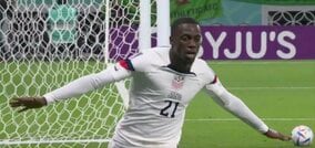 父親はリベリアの第25代大統領で元バロンドーラー ！偉大なDNAを受け継ぐ男・ウェアのアメリカ先制弾は「お父さんパワー」