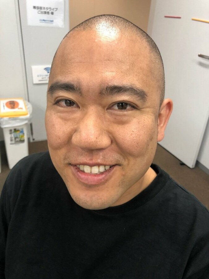 アントニー、“ヤバイ後輩”コロチキ・ナダルを祝福「前に合コン誘ってきて」 1枚目