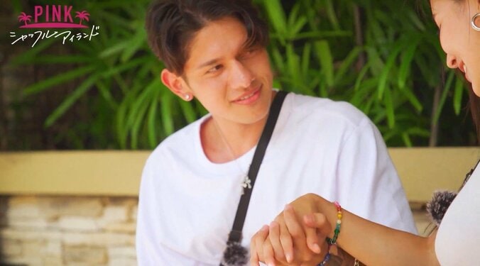 ナイスバディなお姉様系美女と年下イケメンの流れるような手繋ぎに「今どうやった！？」とニューヨーク屋敷ら大興奮『シャッフルアイランド Season2』  3枚目