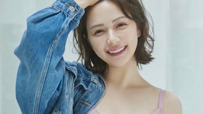 【写真・画像】村重杏奈、胸元あらわなセクシーショット披露「まぶしい！」「神々しい！」　2枚目