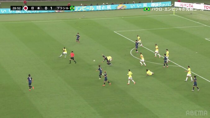 「1人だけ異次元」鎌田大地、衝撃“トリプルタックル”でブラジル代表を次々粉砕「潰す気満々」「これがプレミアリーグ」圧巻3連続プレスの一部始終 5枚目