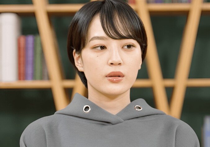 【写真・画像】“レス”に悩むイケメンバレー選手の彼女、スキンシップを拒む彼に不満「欲を言えば3日に1回」　1枚目