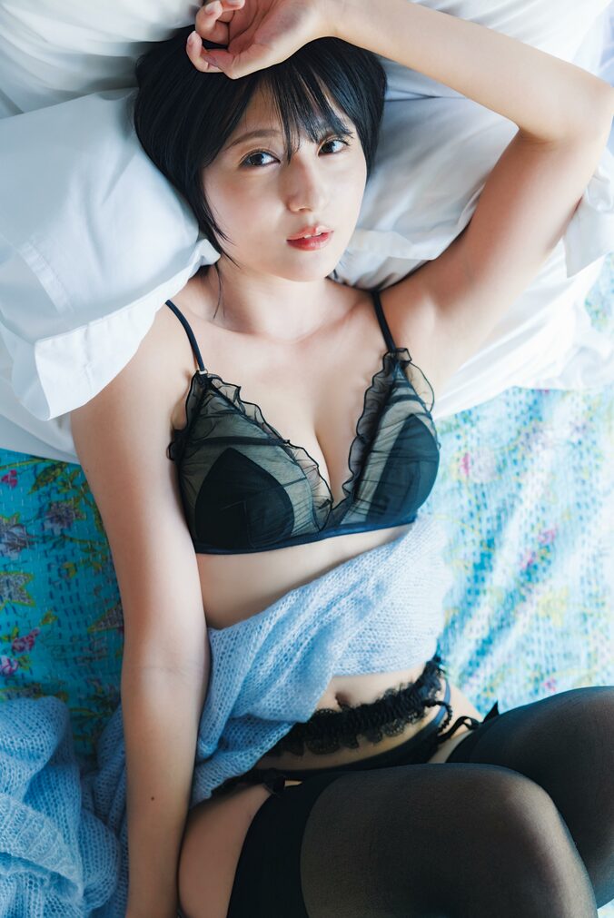 巻頭グラビア：こばしり。