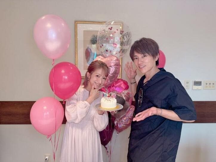 【写真・画像】 辻希美、家族がサプライズでお祝いしてくれた37歳の誕生日「みんなでhappy birthdayを歌いながら」 　1枚目