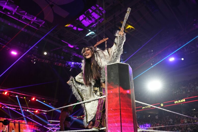 やっぱり笑顔が似合う！ WWE日本公式がアップしたカイリ・セインの入場ショットにファン反応「次のチャンピオンだ」