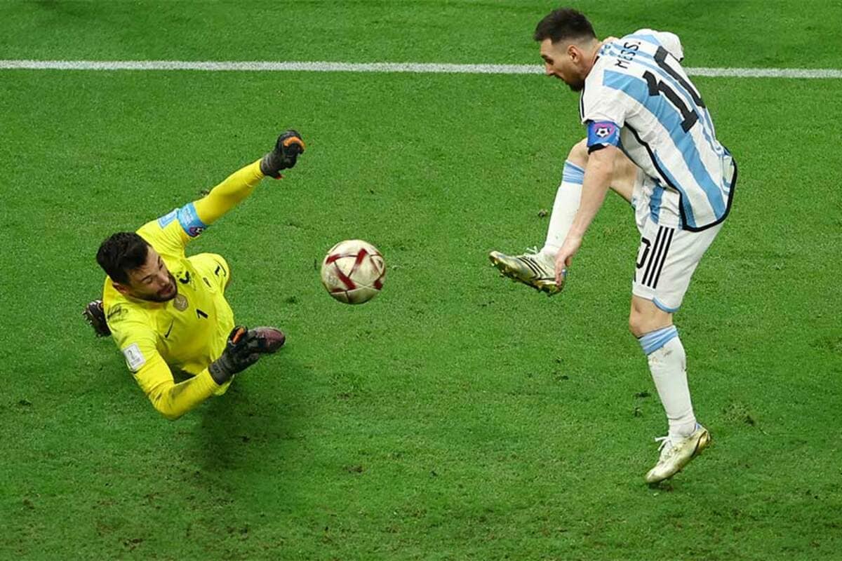 W杯】メッシの延長戦ゴール“無効疑惑”浮上 競技ルールに抵触の証拠画像