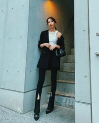 「足長！細っ！」「美し過ぎて...」河北麻友子、スタイル際立つ私服コーデショットに称賛の声