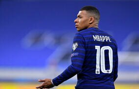 写真撮影拒否のムバッペ…サッカー連盟が主張に応じ肖像権の規約改訂を決断