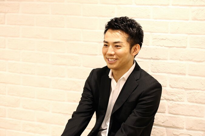 ピース綾部が2時間ぶっ飛ばす妄想生番組「普段する妄想はハリウッドを歩く自分」 3枚目