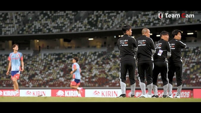 「あの中村俊輔に教わってる…」日本代表FWに“FKの極意”を伝授！？森保一監督の“まさかの優しさ”も脚光「初めて見た」 3枚目