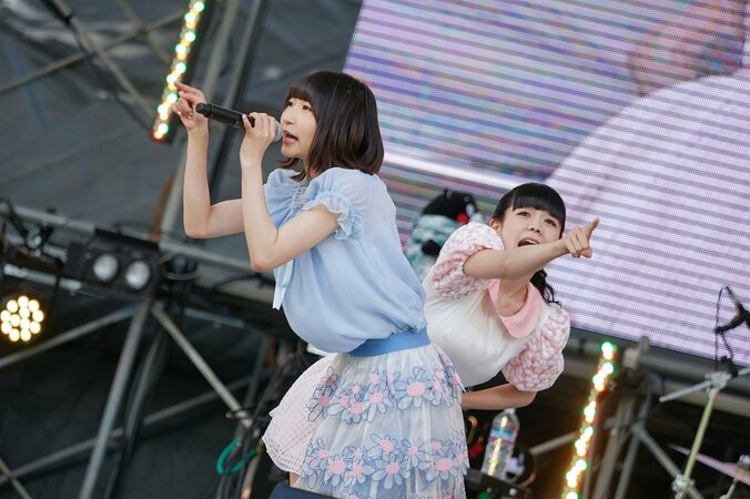 妄キャリ×でんぱ組コラボユニット、“阿蘇ロックフェス”で初共演 3枚目