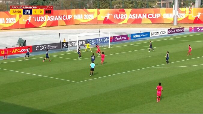 【映像】守護神・荒木琉偉が超反応！左手1本で超至近距離弾をはじき返した瞬間