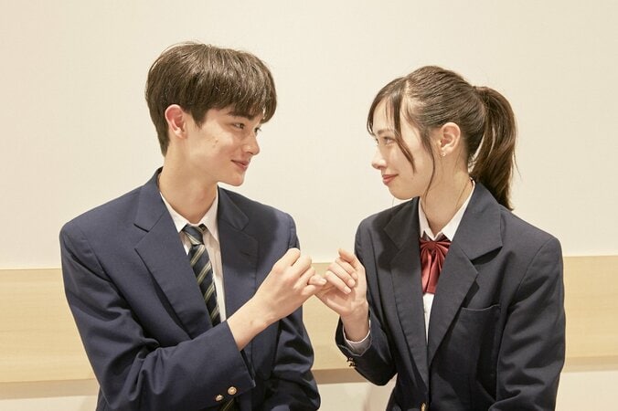 「アメリカ人としか付き合ったことない」美人JK・あみ、男子に積極的アピール！『恋ステ 2021春 Tokyo』#1 1枚目