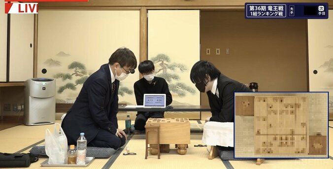 羽生善治九段VS佐藤天彦九段 戦型は両者得意の「横歩取り」に／将棋・竜王戦1組ランキング戦 1枚目