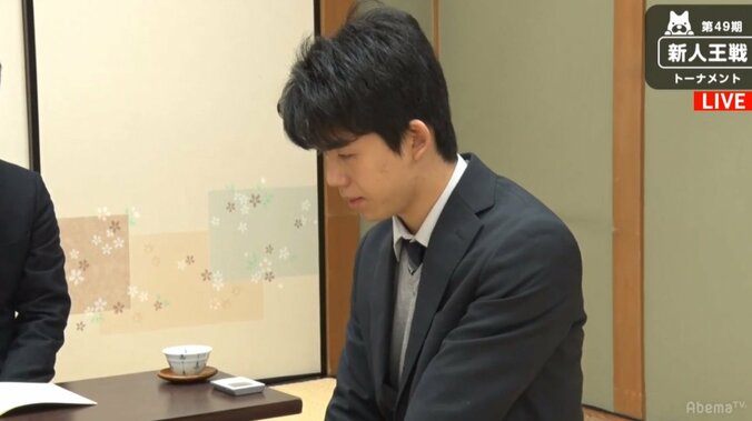 8連勝中の藤井聡太五段、大一番前に弾みつけるか／将棋・新人王戦 1枚目