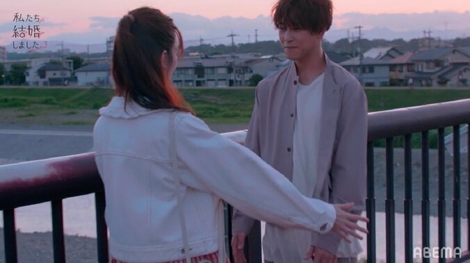 ぱるる＆佐野岳、夫婦生活を終え涙のハグ…何度も振り返る2人に高橋みなみが号泣『私たち結婚しました3』最終回 3枚目