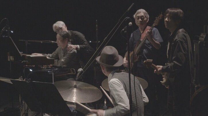 細野晴臣ドキュメンタリー映画『NO  SMOKING』特報解禁　高橋幸宏＆坂本龍一参加のロンドン公演の映像も