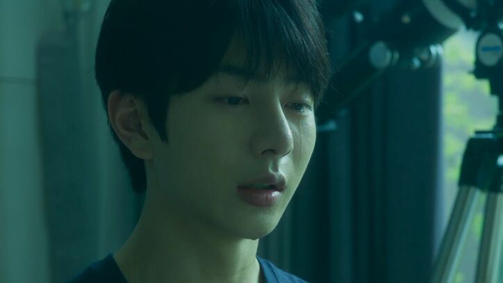 完璧なルックスを武器にクラスの人間関係をめちゃくちゃに…追い詰められる主人公、Golden Childボミンの涙にも反響『影美女』11&12話