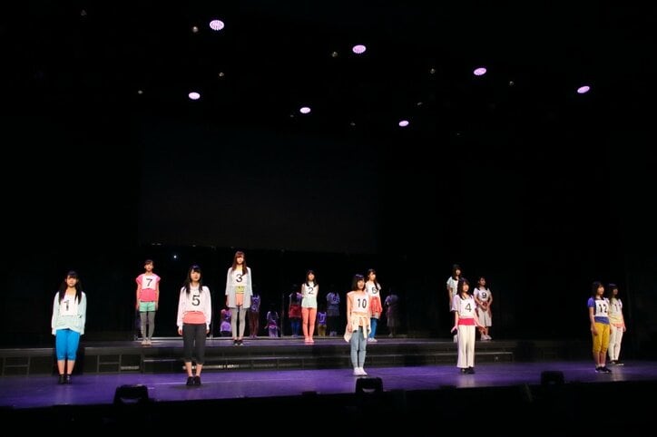 大園桃子が緊張で体震わせ涙…乃木坂46・3期生の初公演「3人のプリンシパル」がスタート 1期生からのアドバイスは?