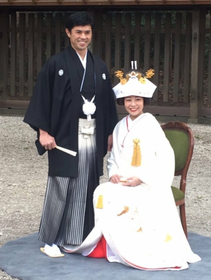 小島よしお、明治神宮で結婚式 「どっしりした夫婦目指して精進したい」