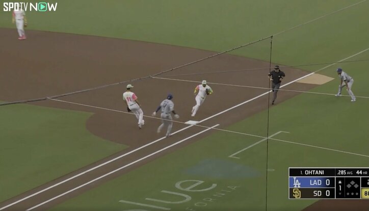 【写真・画像】大誤審！“最悪レベルの判定”が話題に「辞めさせろ」「酷すぎる」全球ボールで“まさかの三振”→ヤ軍ジャッジが呆然「ブーン監督キレなかったなｗ」　1枚目