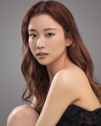 「世界一可愛い32歳で賞」「おめでとうございます」重盛さと美、32歳の誕生日を迎え祝福の声