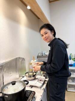 藤あや子、公演後の楽屋で料理を作ったことを明かす「バランス良い食事は公演中に必須なのです」