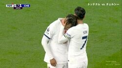 やってしまった…決死のディフェンスが殺人タックルに！退場悟ったイタリア代表DFが絶望リアクション 「試合終わったな」数的不利の奮闘に同情の声も