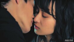 恋した男性に見られながら…他の俳優とキスシーン演じた若手女優、撮影後にショックを隠せなかった理由