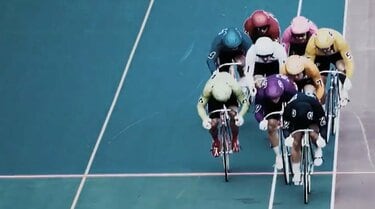 競輪の王道トレーニング器具「ローラー台」 選手は脅威の回転数 競輪の王道トレーニング器具「ローラー台」 選手は脅威の回転数