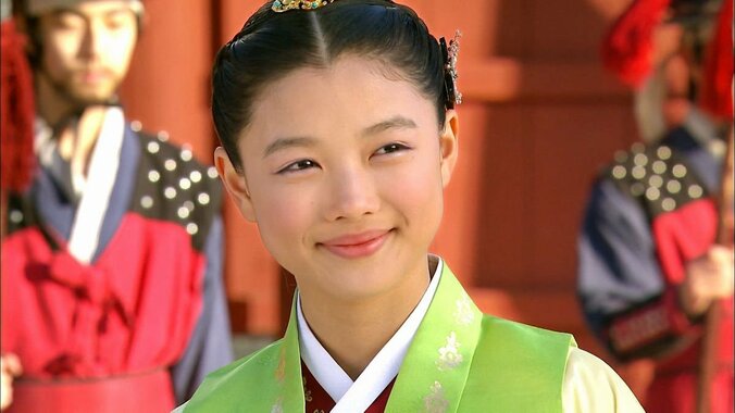 最高視聴率46.1%！キム・スヒョン、ハン・ガイン主演の話題作『太陽を抱く月』 2枚目