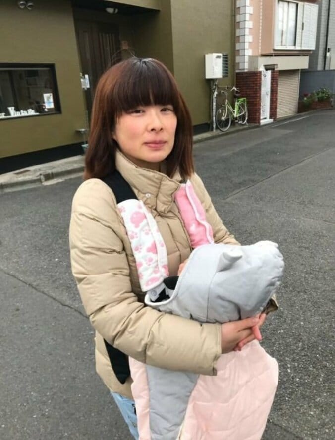 娘の一ヶ月検診を受けたロリィタ族。夫のとある一言がきっかけでケンカ「めちゃめちゃ怒ってしまった」 1枚目