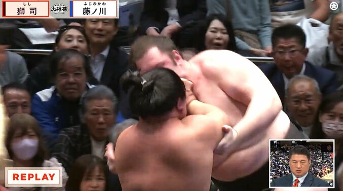 熱戦を見守る西岡徳馬