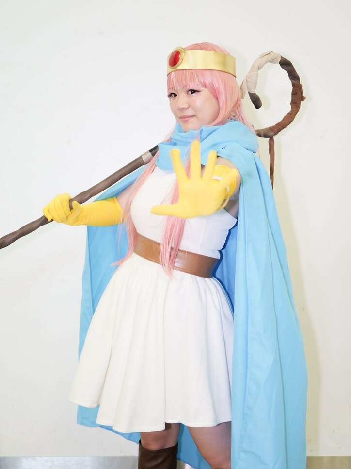 [照片/图片] “我很喜欢《勇者斗恶龙》，想和大家聊聊” 女贤者的角色扮演者，选择“粉色”的理由是什么？ 8