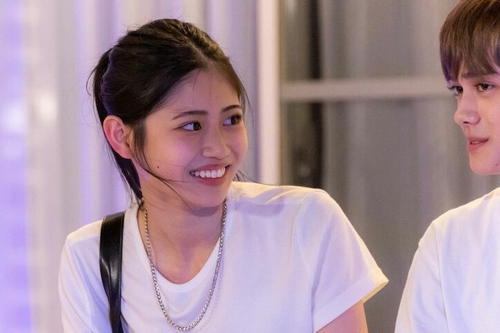 「奇跡起こす」一途な高1男子、好きな女子への心のこもったサプライズに大友花恋が大絶賛「好きになる」「かわいい!」『今日好き』沖縄編第4話