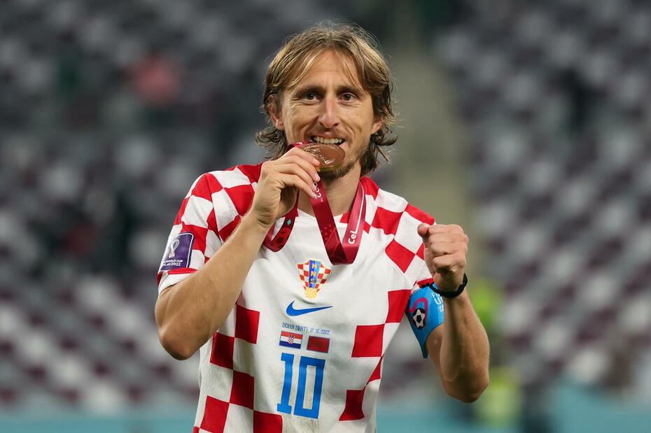 モドリッチ クロアチア代表 ユニフォーム MODRIC M フットサル | d